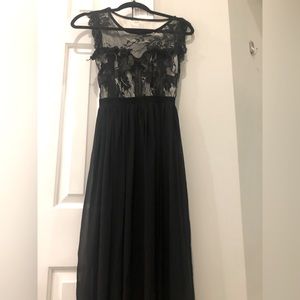 Lace maxi dress perfect for any occasion